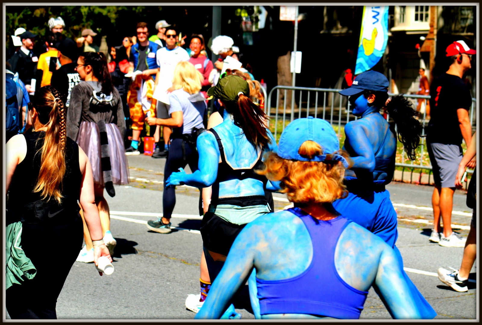 Bay to Breakers — blue body paint runners